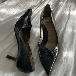 NWOT Arturo Chiang pointed toe heels size 5
